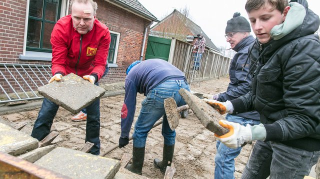Uitruimen schoolplein (zaterdag 17 maart 2018)